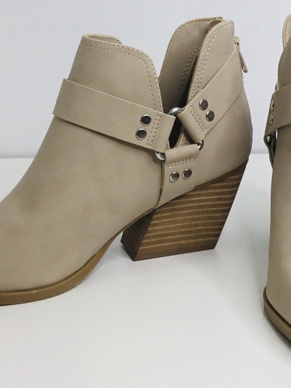 Dolce Vita Kaylie Ankle Bootie